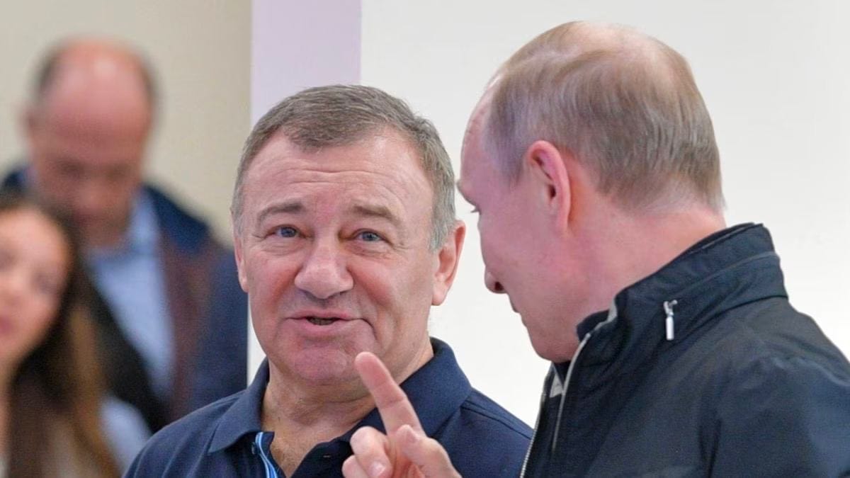 Австрийский Raiffeisen Bank более 10 лет обслуживал компании, связанные с олигархами Ротенбергами. После аннексии Крыма тоже — СМИ