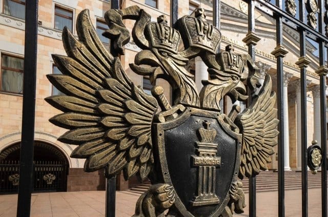 Государство не треснет? Деприватизация может закончиться для Кремля неожиданно плохо