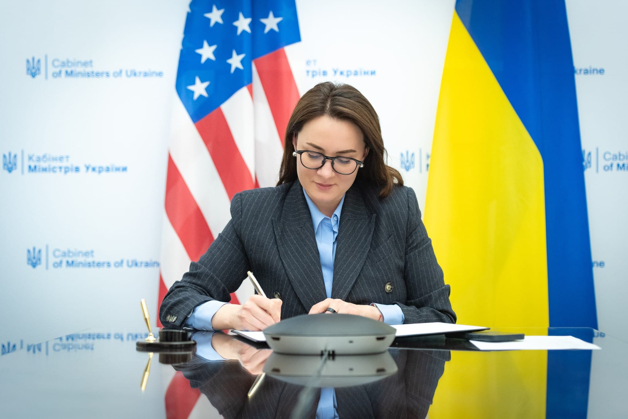 Украина и США подписали меморандум о намерении заключить соглашение по полезным ископаемым