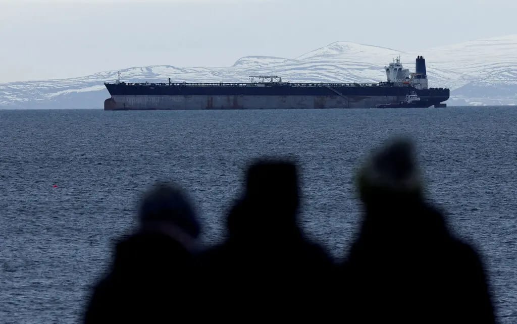 США предъявили обвинения капитану танкера Marinera, который сменил флаг на российский, пытаясь скрыться от американских военных