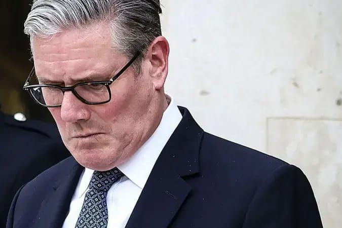 Правая популистская партия Reform UK лидирует на местных выборах в Великобритании. Премьер-министр Стармер заявил, что не уйдет в отставку
