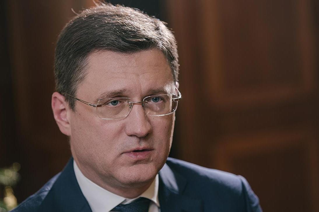 На фоне дефицита топлива Новак поручил нефтяникам увеличить поставки в регионы. Ситуацию в Забайкалье и Приангарье признали «напряженной»