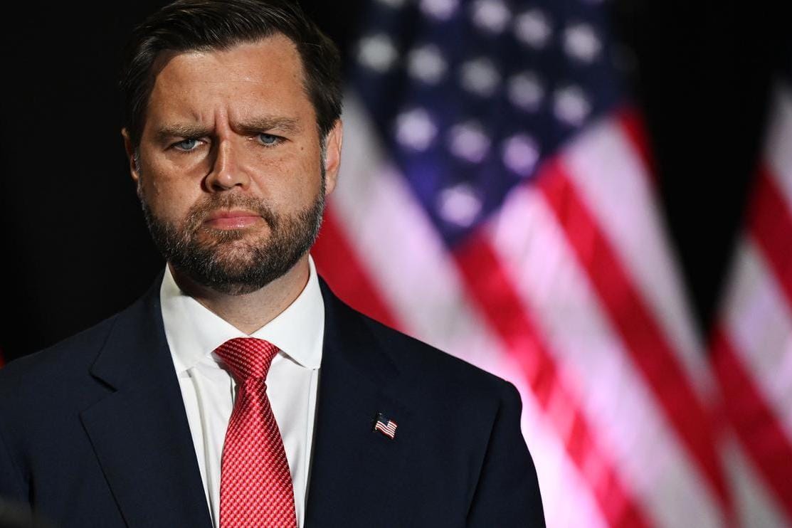 Вэнс заявил, что США и НАТО призывали Украину не переходить в наступление