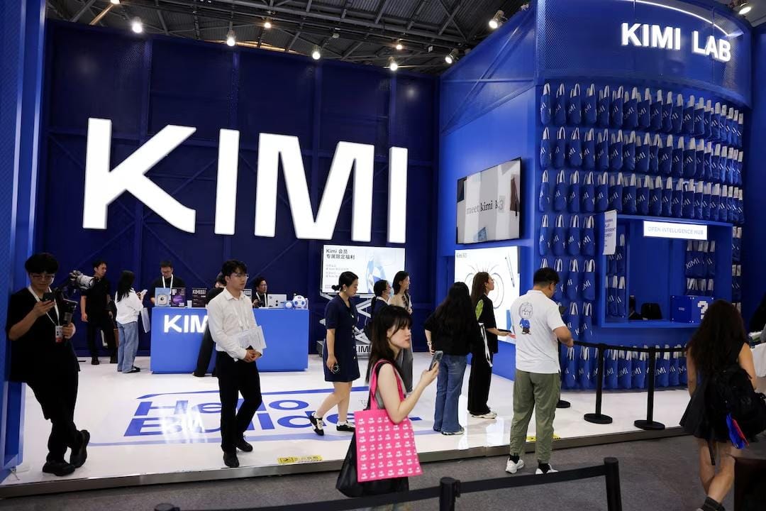 Белый дом обвинил китайских создателей самой мощной открытой ИИ-модели Kimi K3 в краже технологий Anthropic