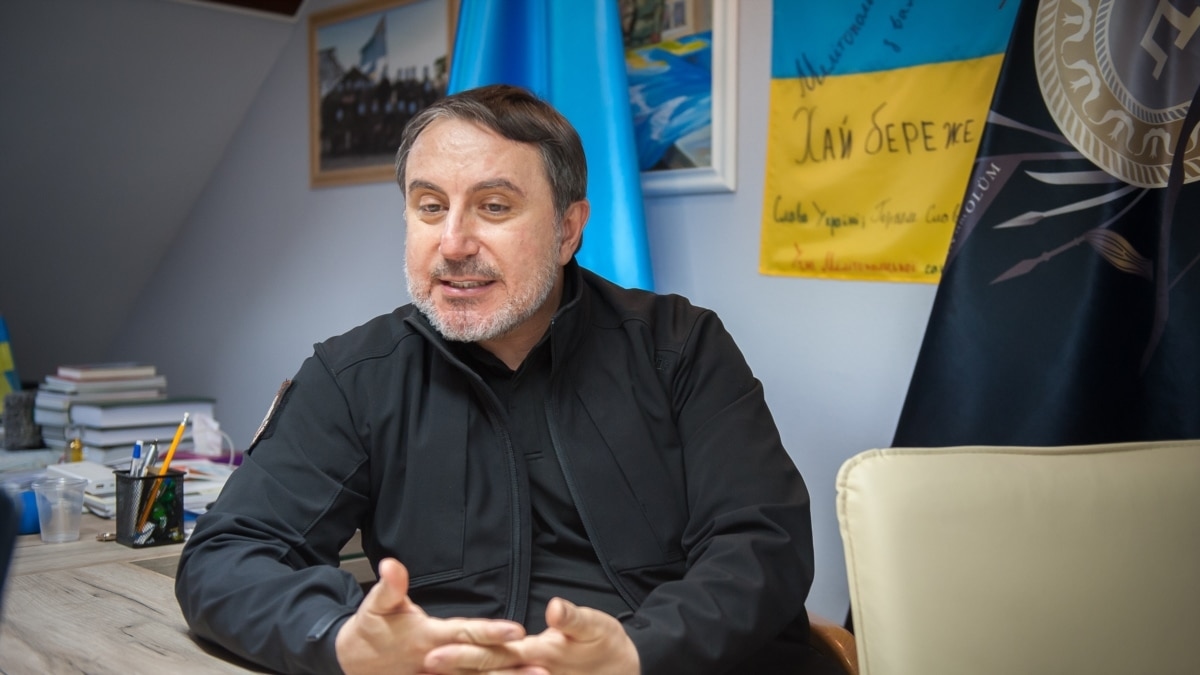 Ленур Ислямов