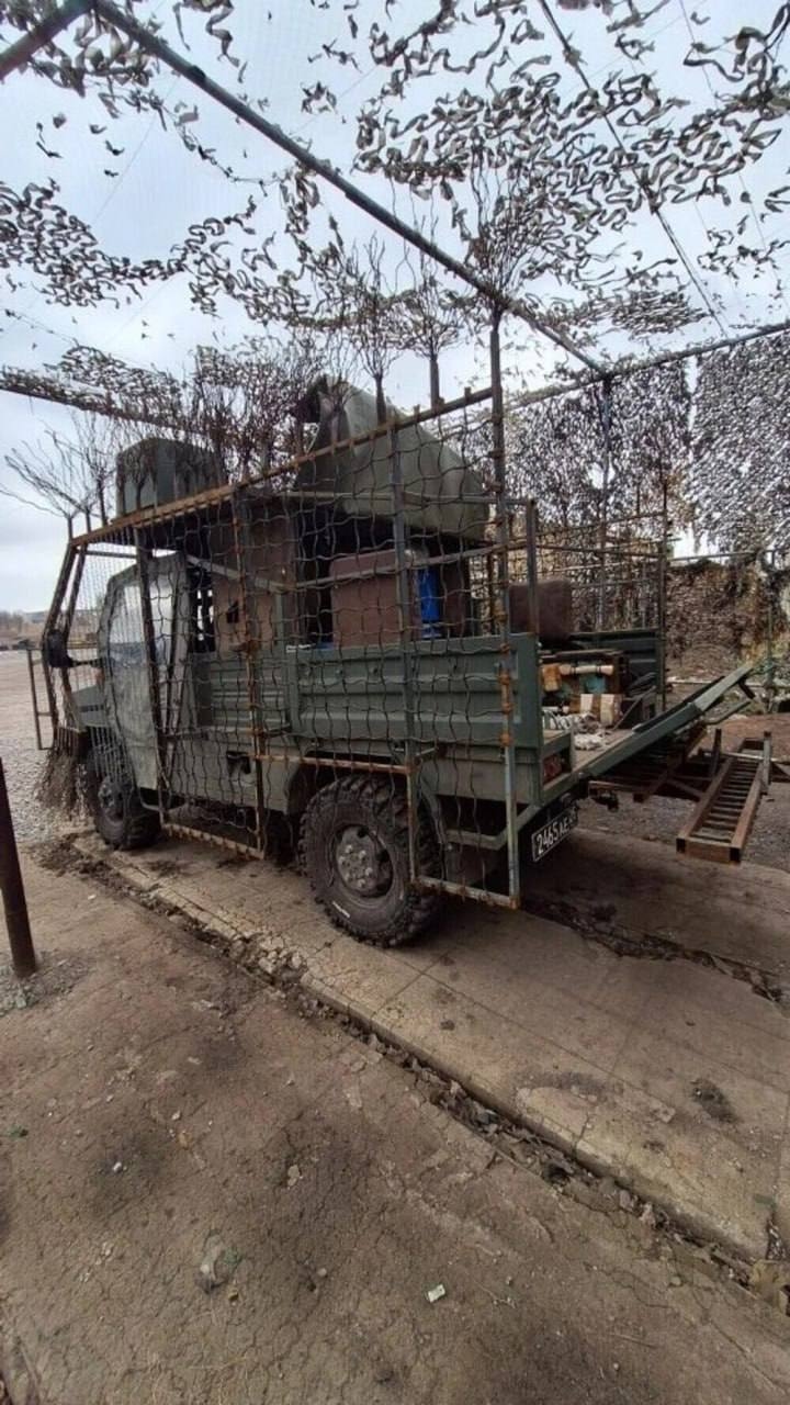 Российский армейский вездеход «Улан-2» с системой РЭБ и «мангалом»