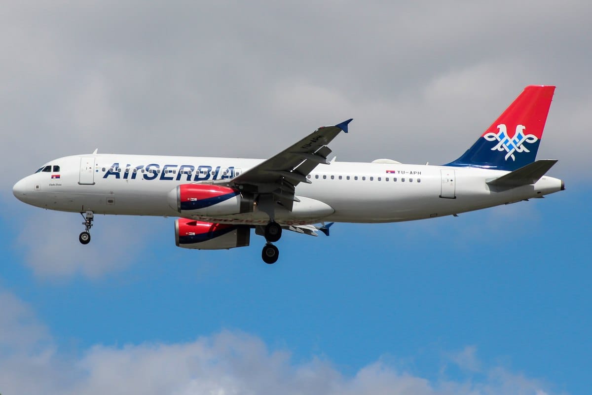 «Агентство»: Airbus заблокировал вылет самолета Air Serbia из РФ из-за несогласованного с американской компанией мелкого ремонта